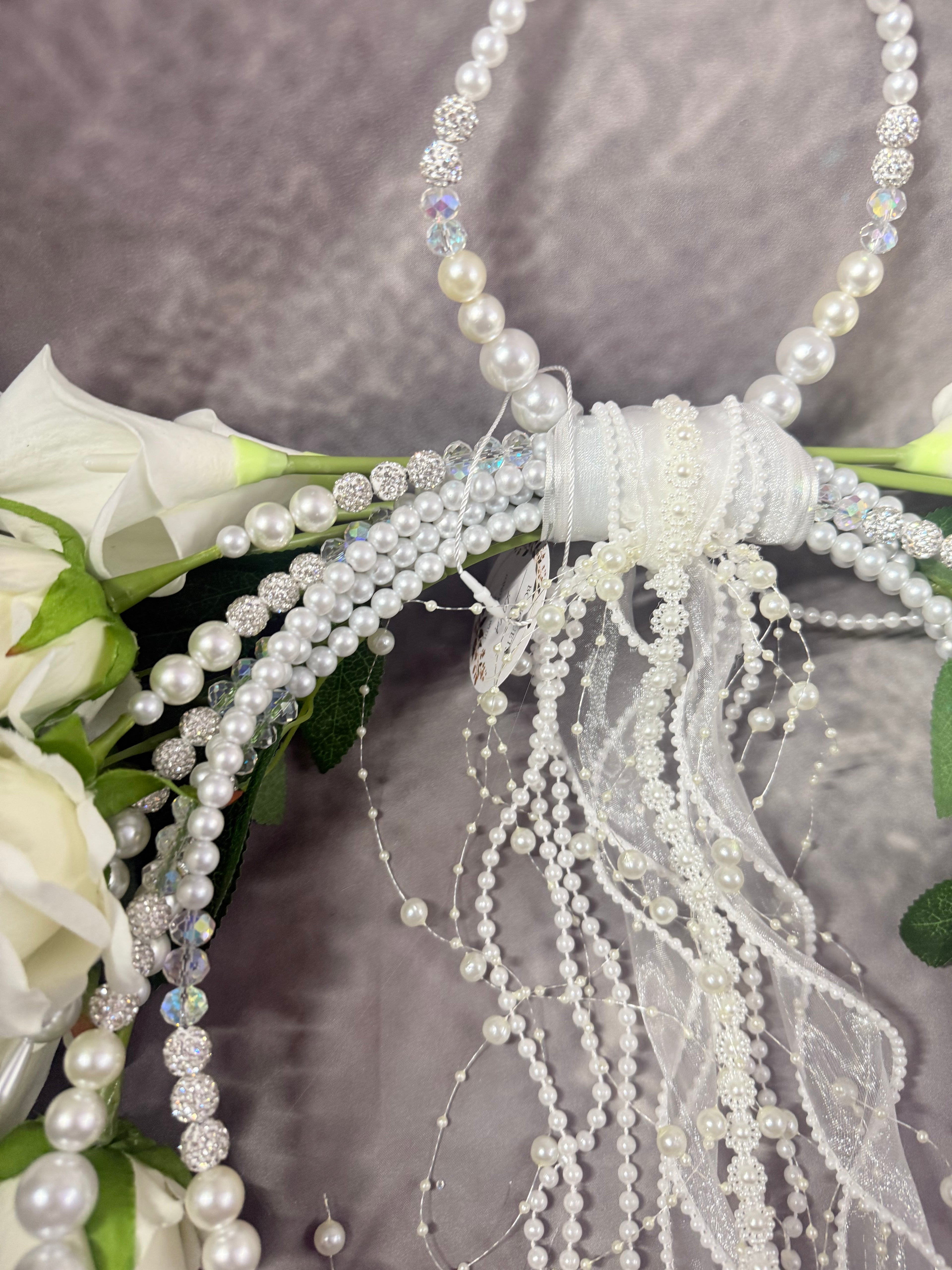 Luxury Pearl Hoop Bridal Bouquet | White Calla Lily Wedding Bouquet | Elegant Hanging Wedding Flowers | Handmade Bridal Bouquet