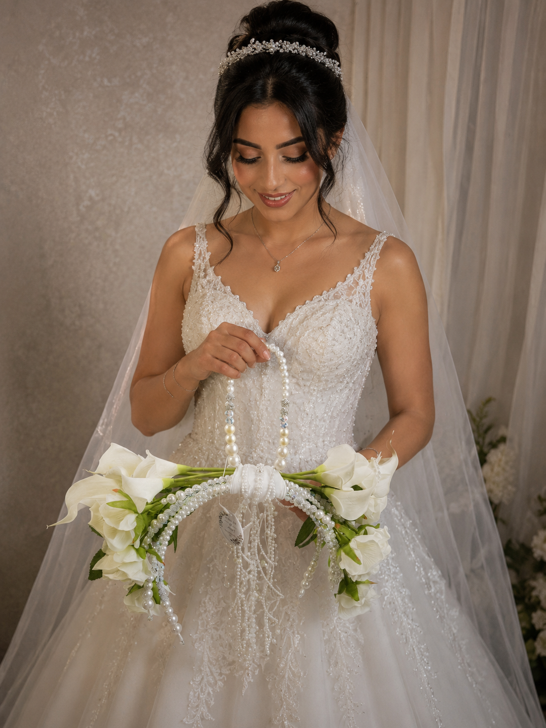 Luxury Pearl Hoop Bridal Bouquet | White Calla Lily Wedding Bouquet | Elegant Hanging Wedding Flowers | Handmade Bridal Bouquet