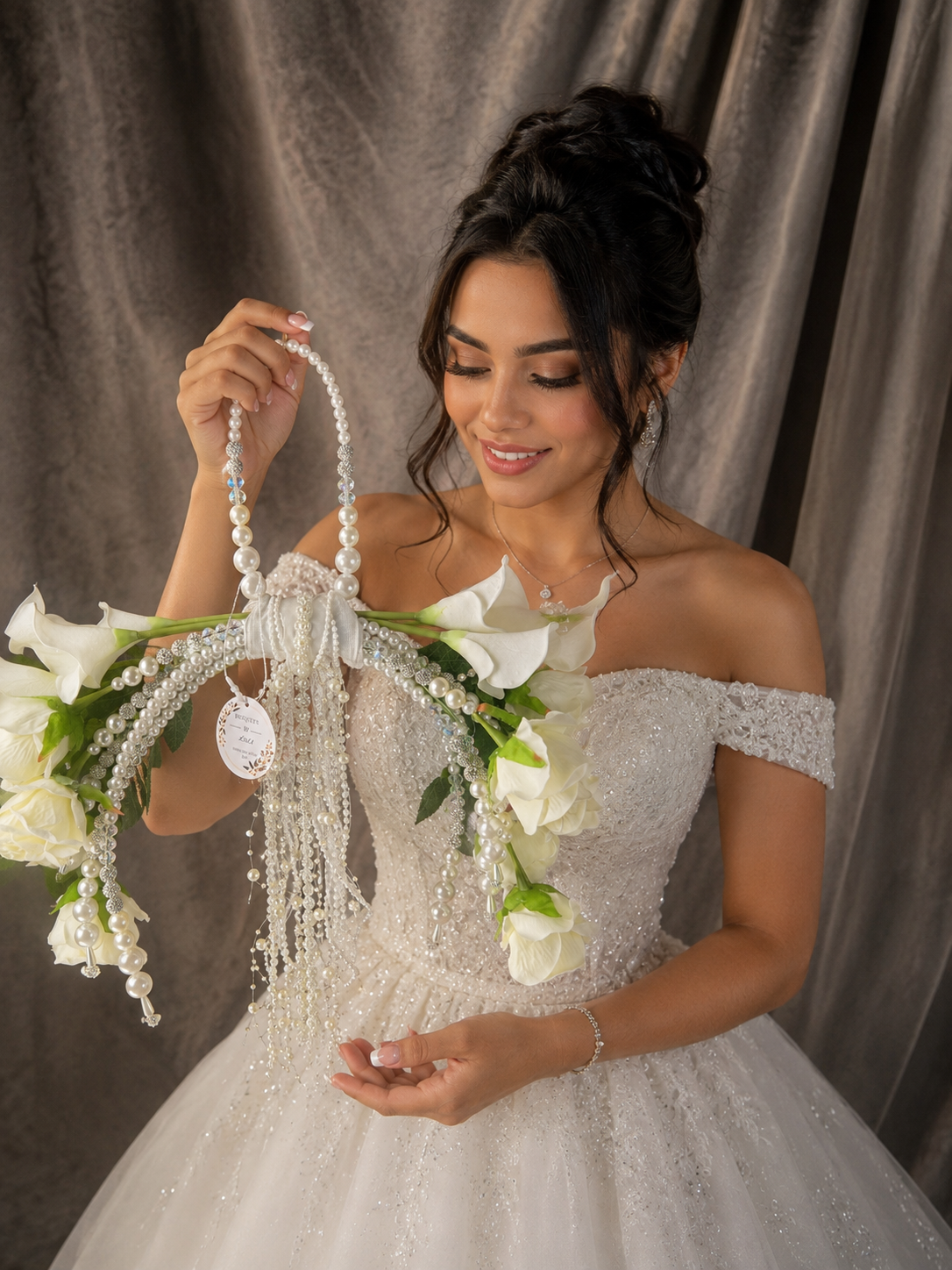 Luxury Pearl Hoop Bridal Bouquet | White Calla Lily Wedding Bouquet | Elegant Hanging Wedding Flowers | Handmade Bridal Bouquet