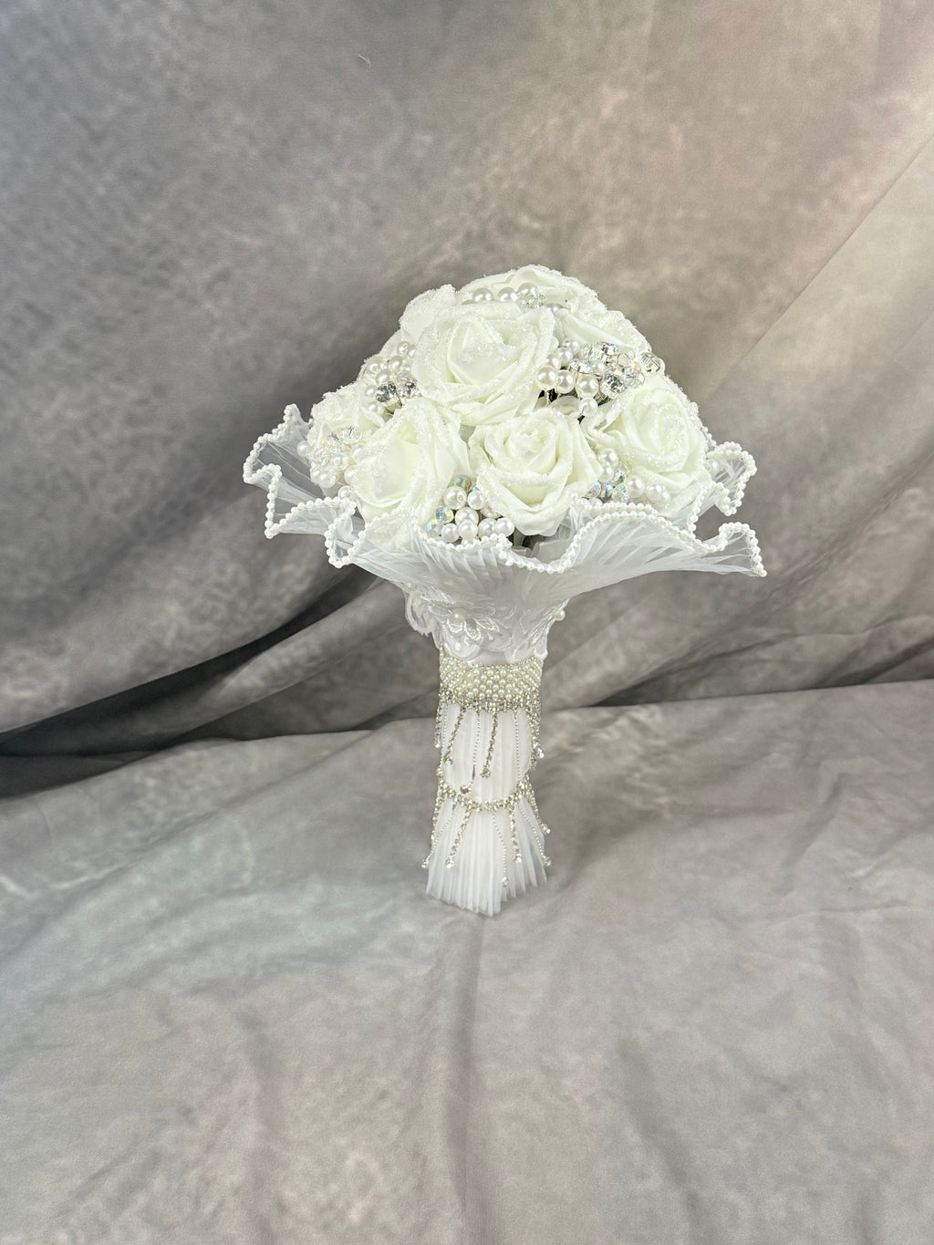 The Pearl Breeze – Luxury Bridal Bouquet & Hand Fan Set