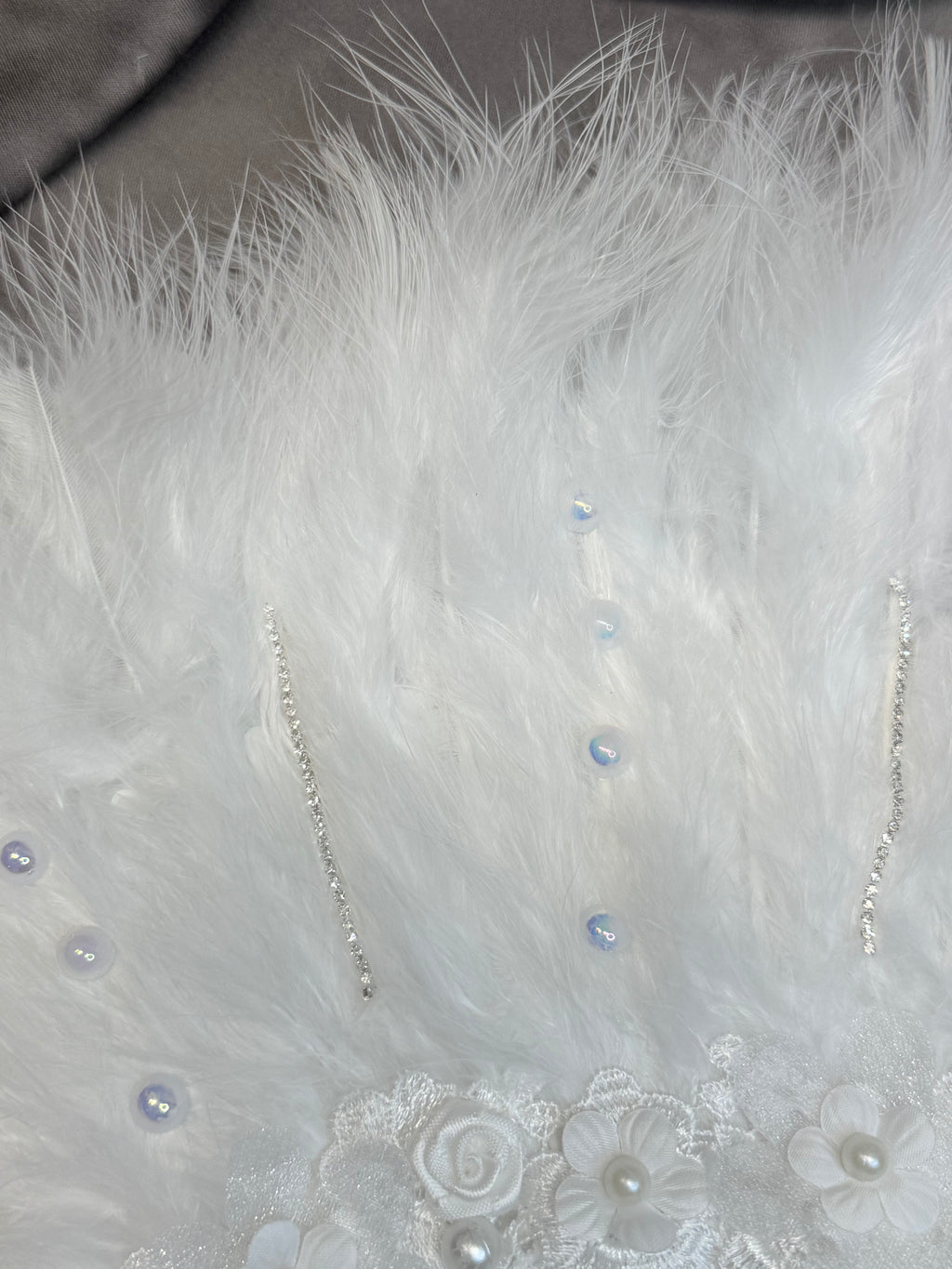 Luxury White Feather Bridal Fan with Pearls, Lace & Crystal Details
