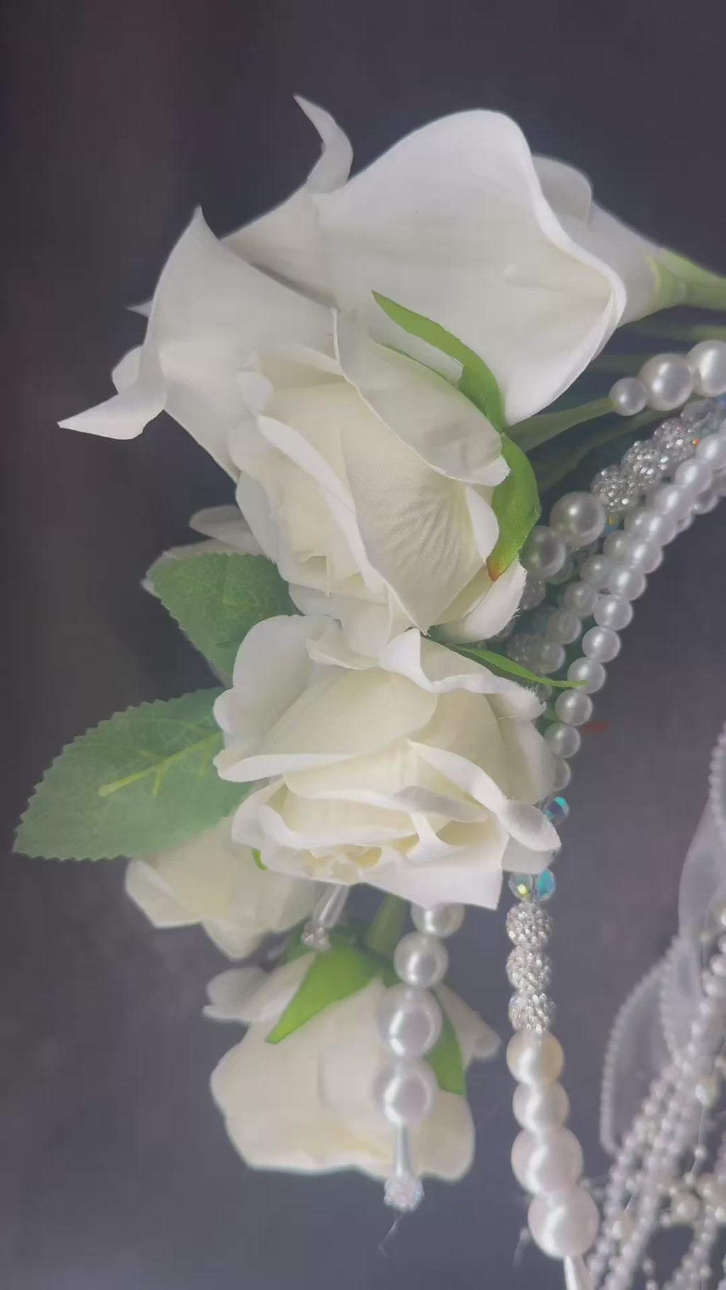 Luxury Pearl Hoop Bridal Bouquet | White Calla Lily Wedding Bouquet | Elegant Hanging Wedding Flowers | Handmade Bridal Bouquet